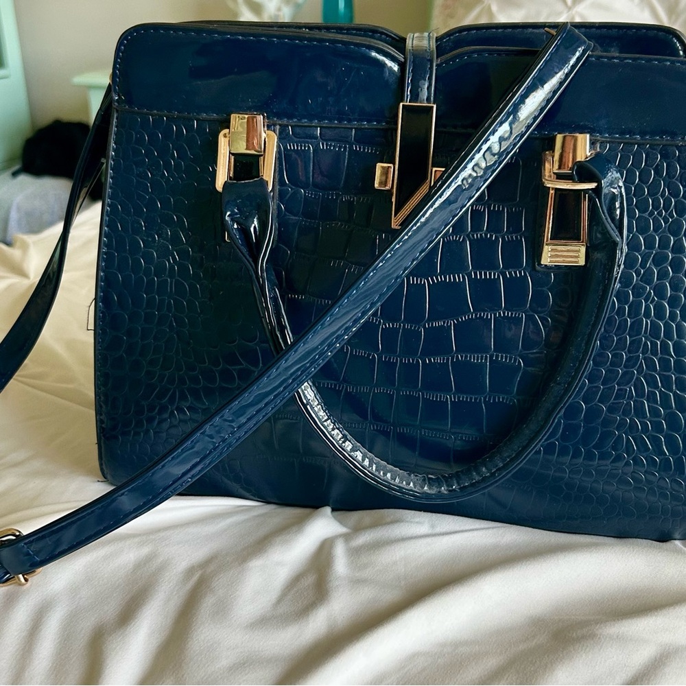 Elegant Navy Blue Crocodile Pattern Handbag